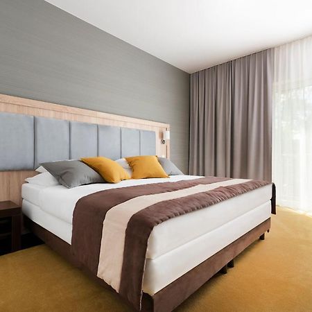 Hotel & Spa Polesie Białka エクステリア 写真