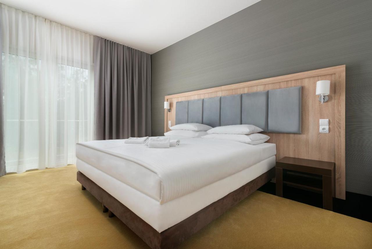 Hotel & Spa Polesie Białka エクステリア 写真