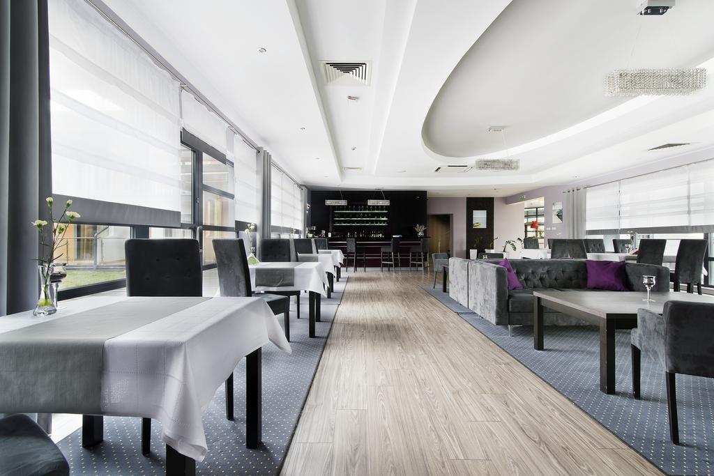 Hotel & Spa Polesie Białka エクステリア 写真