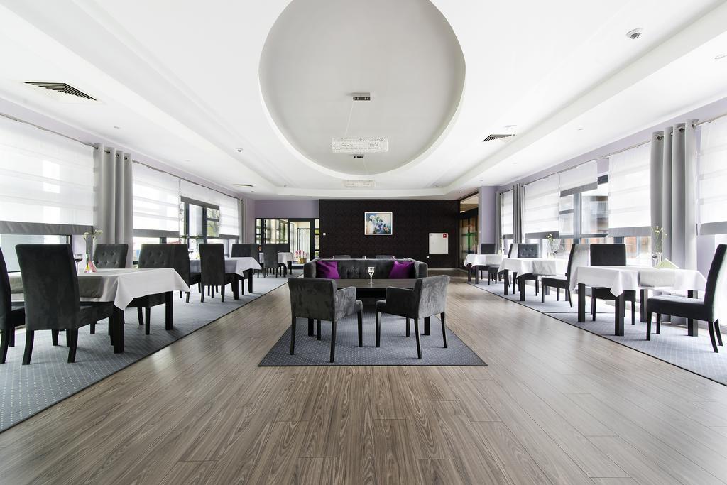 Hotel & Spa Polesie Białka エクステリア 写真